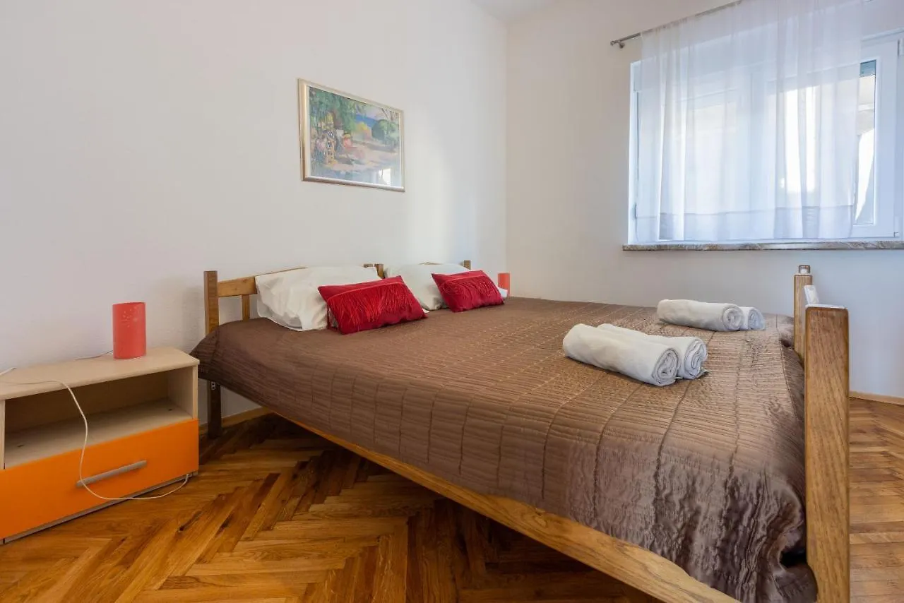 Apartments Anamarija Novi Vinodolski