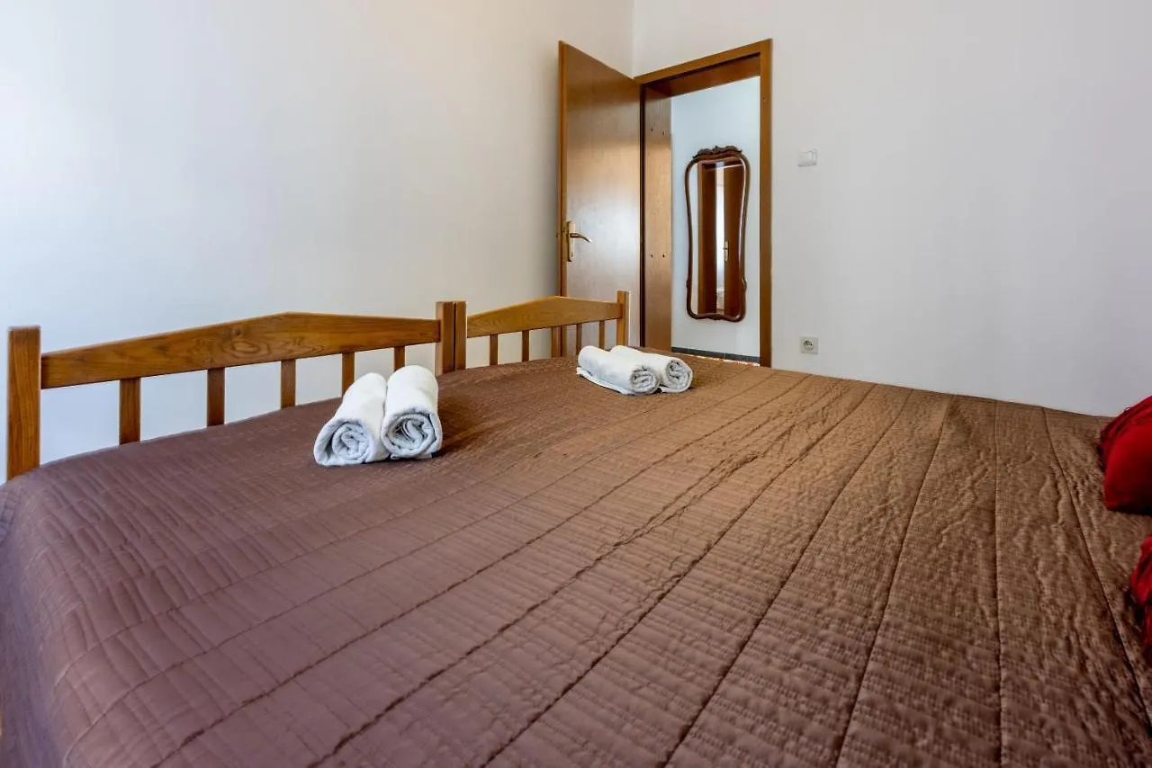 Apartments Anamarija Novi Vinodolski